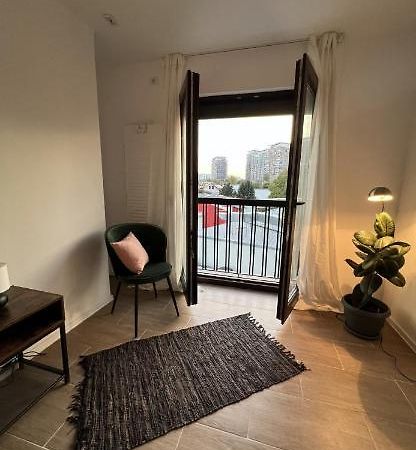 דירות בוקרשט Perla Apartament מראה חיצוני תמונה