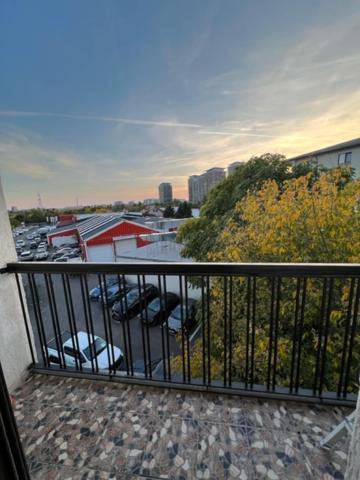 דירות בוקרשט Perla Apartament מראה חיצוני תמונה